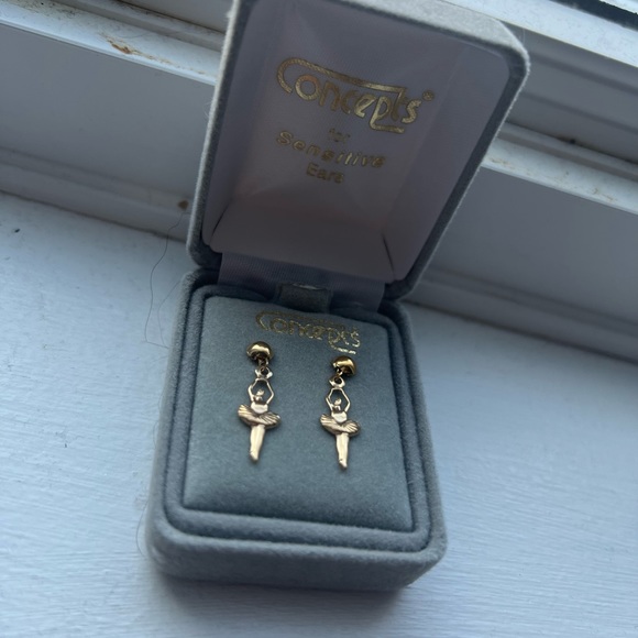 Ballerina earrings - Picture 3 of 5